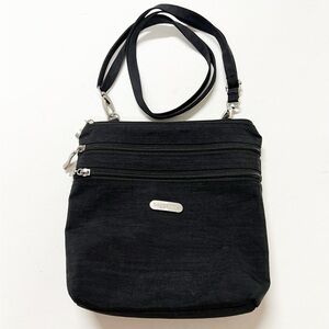 Baggallini Womens Black Silvertone 3 Zippered Essential Crossbody Modern Purse